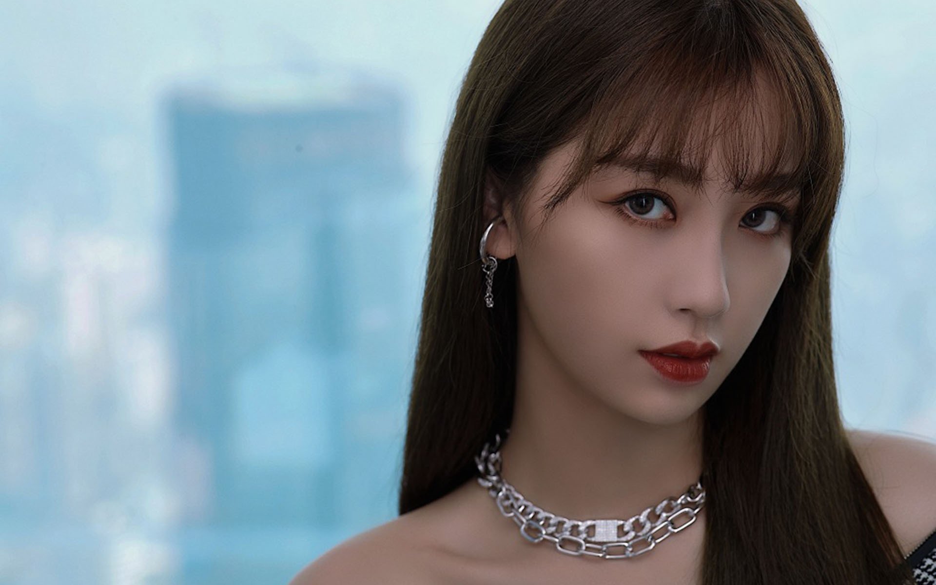 塞内加尔骑手阿卜杜·巴荣获2024年最佳障碍赛骑手奖,表彰其卓越表现。