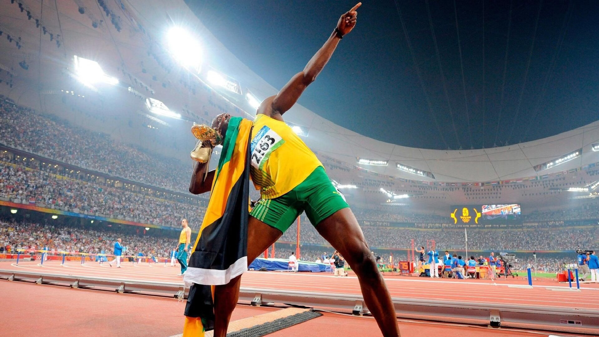 乐鱼（LEYU）体育-逆转荣耀：不屈精神铸就的欧冠奇迹，逆转胜利是怎么达成